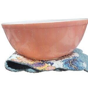 Vintage Pyrex Pink Mixing Bowl 403 2.5 Quart Solid Pink Milk Glass USA Made MCM